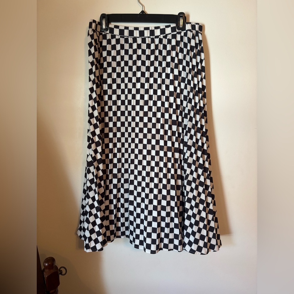 Black and White Checkered SHEIN Women's Skirt